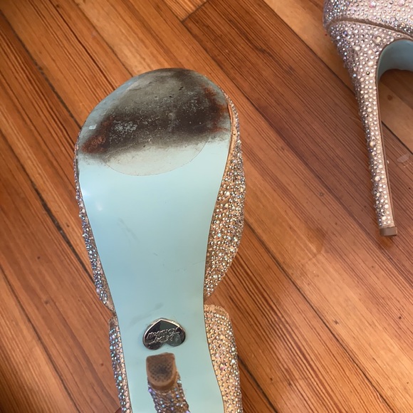 LIMITED edition Betsey Johnson AB crystal heel - Picture 10 of 17
